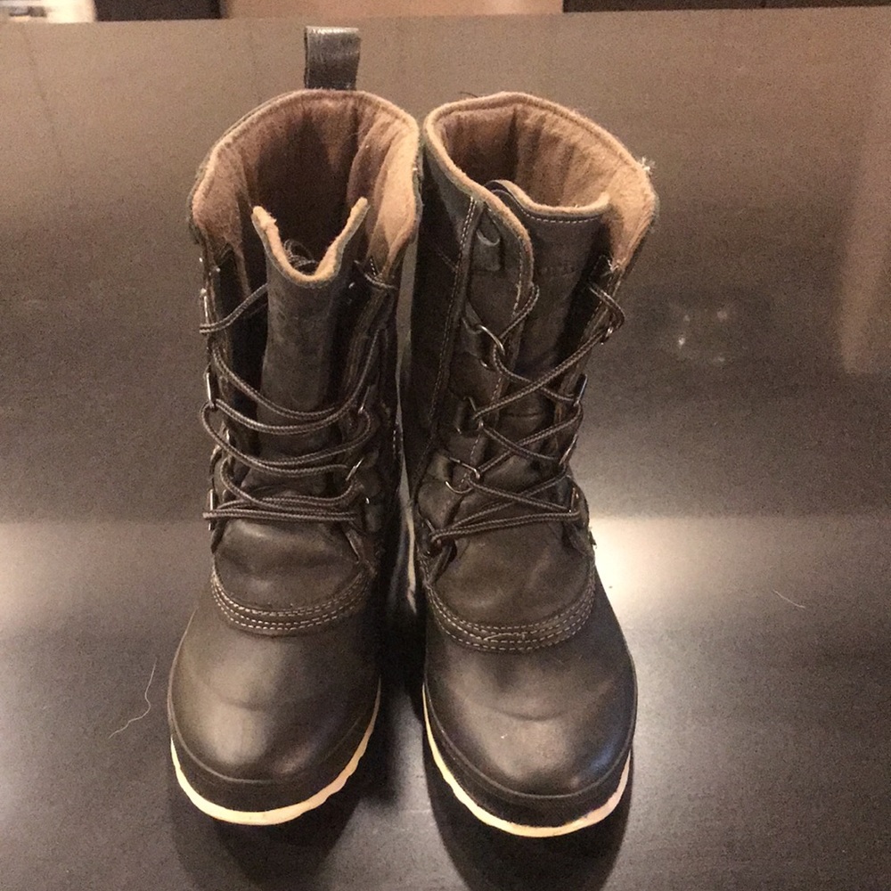 Tretorn Snow Boots - Used